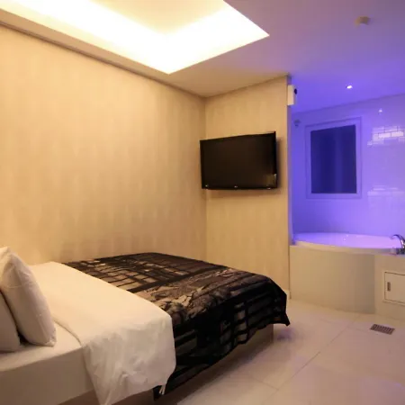 Zum Motel