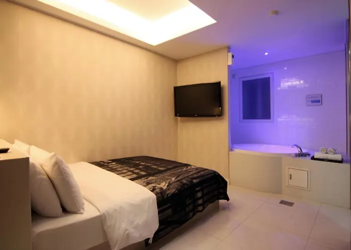 Zum Hotel Seul